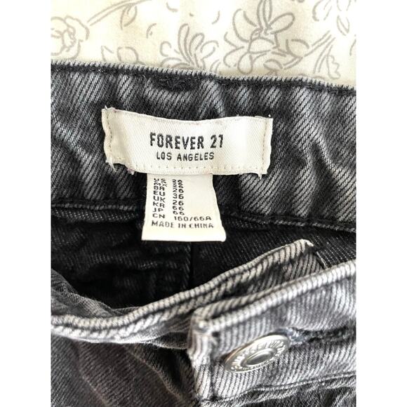 Forever 21 Black Distressed Denim Shorts Women’s Size 26 - Picture 8 of 8